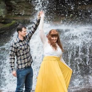 Meet your Posher, Hilary